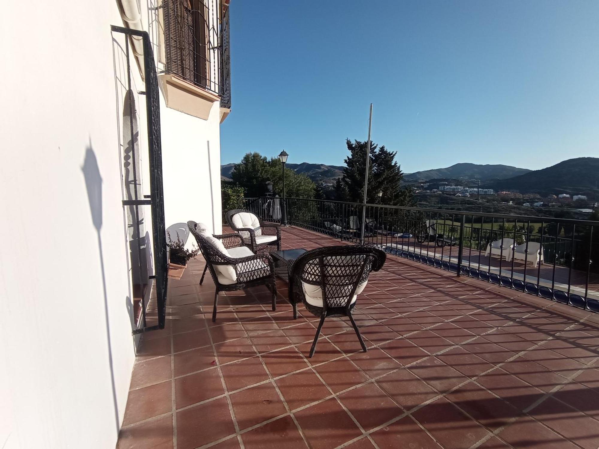 Apartamento En Villa Con Piscina Malaga Exterior photo